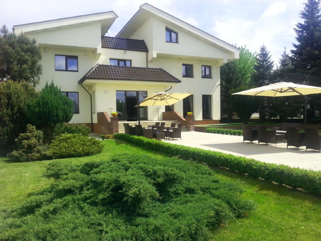 Astoria Bed & Breakfast Swarzędz 外观 照片
