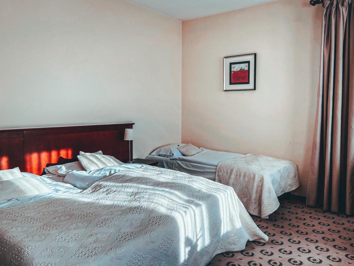 Astoria Bed & Breakfast Swarzędz 外观 照片